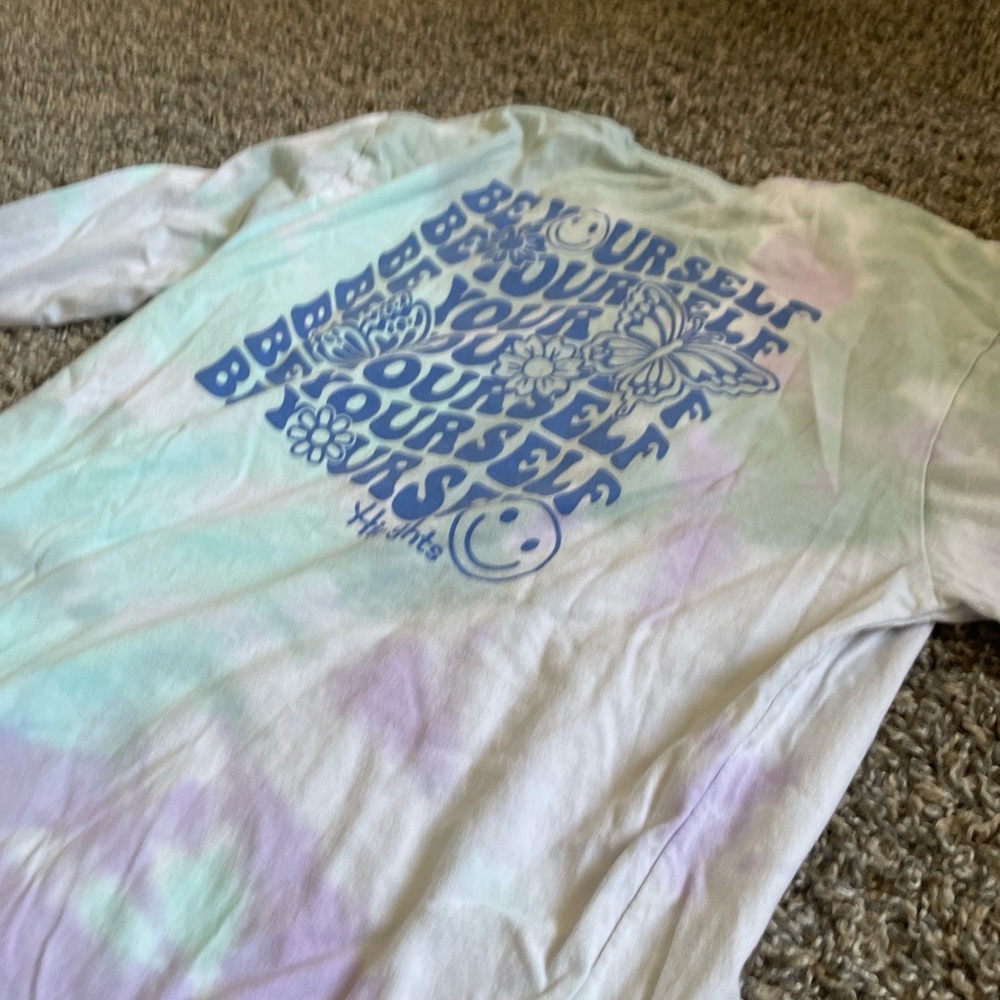 Cute winter/fall longsleve shirt for girls 10-12